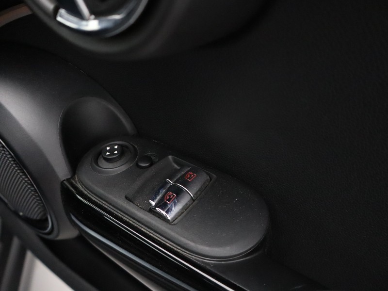 2022 (22) MINI HATCHBACK 1.5 Cooper Classic 3dr 5228236