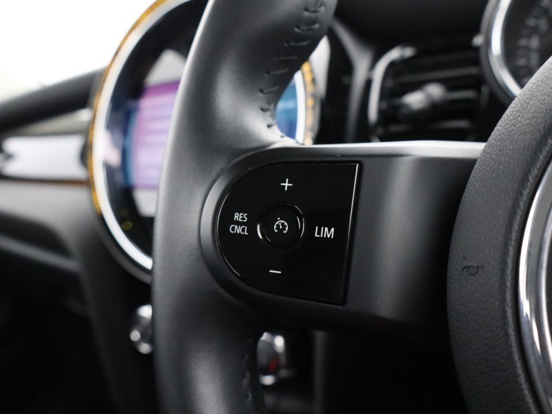 2022 (22) MINI HATCHBACK 1.5 Cooper Classic 3dr 5228264