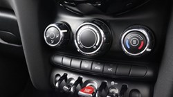 2022 (22) MINI HATCHBACK 1.5 Cooper Classic 3dr 5228259