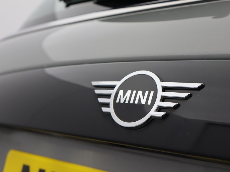 2022 (22) MINI HATCHBACK 1.5 Cooper Classic 3dr 5228219