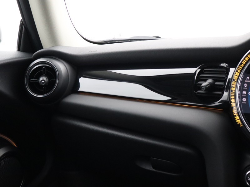 2022 (22) MINI HATCHBACK 1.5 Cooper Classic 3dr 5228246