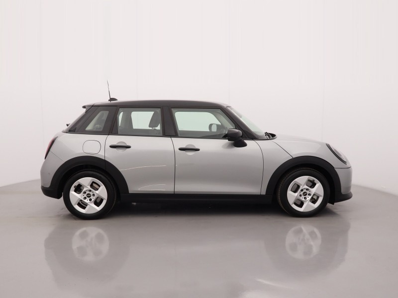 2025 (25) MINI COOPER 1.5 C Classic 5dr Auto 5222391