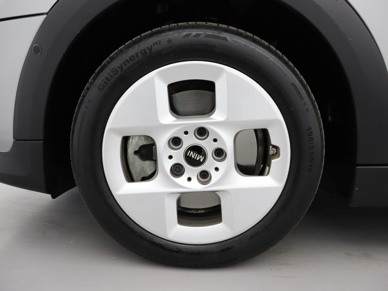 2025 (25) MINI COOPER 1.5 C Classic 5dr Auto 5222400