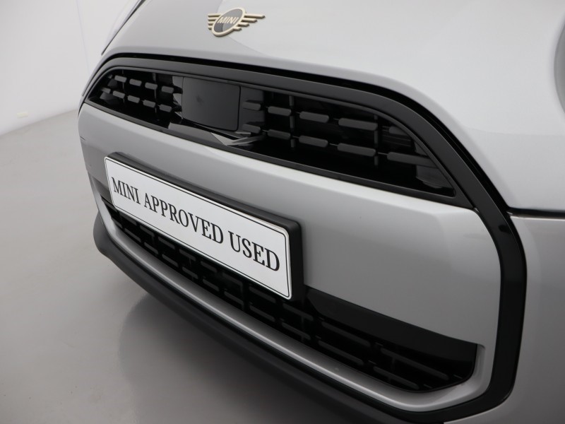 2025 (25) MINI COOPER 1.5 C Classic 5dr Auto 5222403