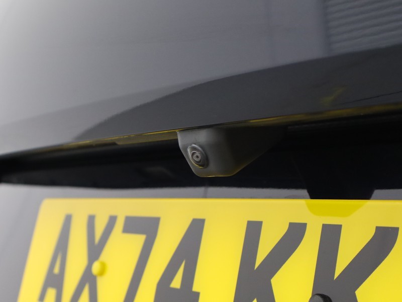 2025 (74) BMW X6 xDrive30d MHT M Sport 5dr Step Auto 5288110