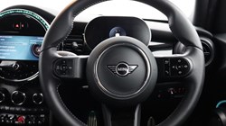 2023 (73) MINI HATCHBACK 1.5 Cooper Sport Premium 5dr Auto 5264272