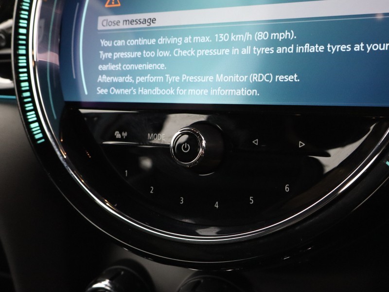 2023 (73) MINI HATCHBACK 1.5 Cooper Sport Premium 5dr Auto 5264307