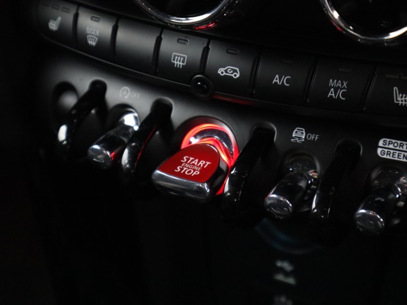 2023 (73) MINI HATCHBACK 1.5 Cooper Sport Premium 5dr Auto 5264308