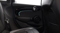 2023 (73) MINI HATCHBACK 1.5 Cooper Sport Premium 5dr Auto 5264305