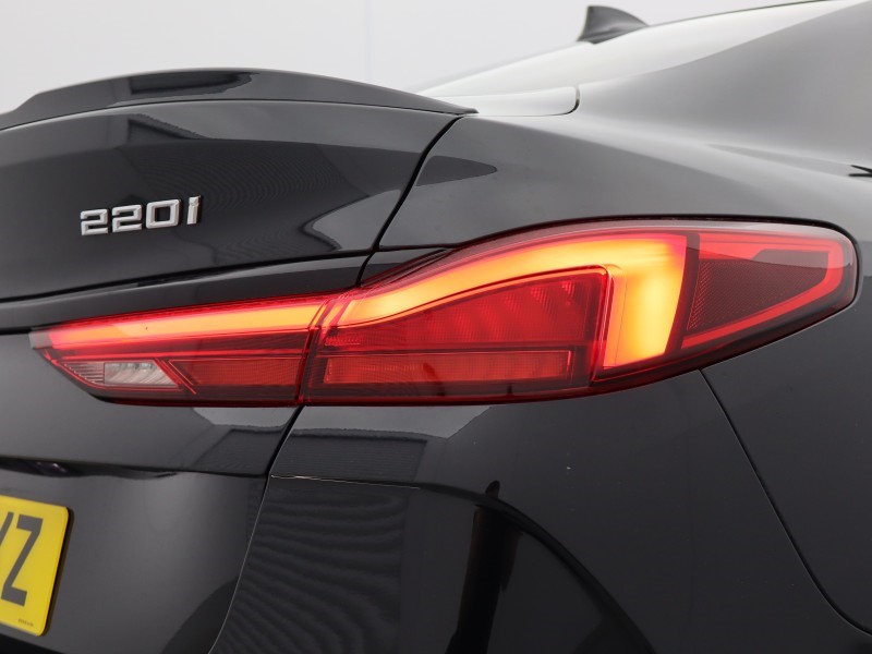 2022 (72) BMW 2 SERIES 220i M Sport 4dr Step Auto 5258979