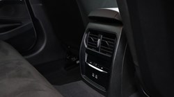 2025 (75) BMW 3 SERIES 320i M Sport 4dr Step Auto 5296323