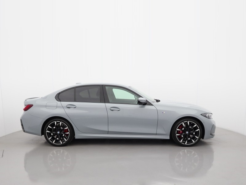 2025 (75) BMW 3 SERIES 320i M Sport 4dr Step Auto 5296304