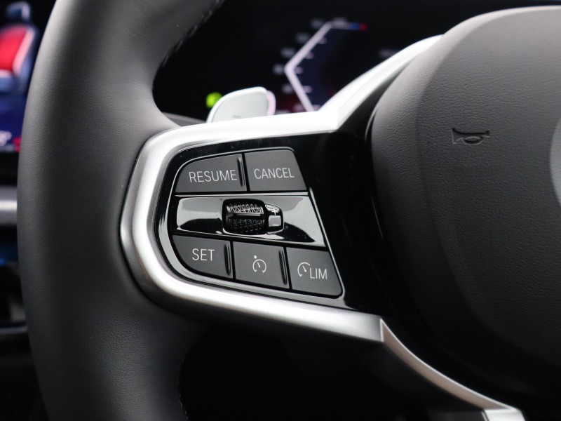 2025 (75) BMW 3 SERIES 320i M Sport 4dr Step Auto 5296352