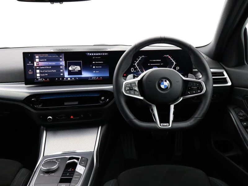 2025 (75) BMW 3 SERIES 320i M Sport 4dr Step Auto 5296329