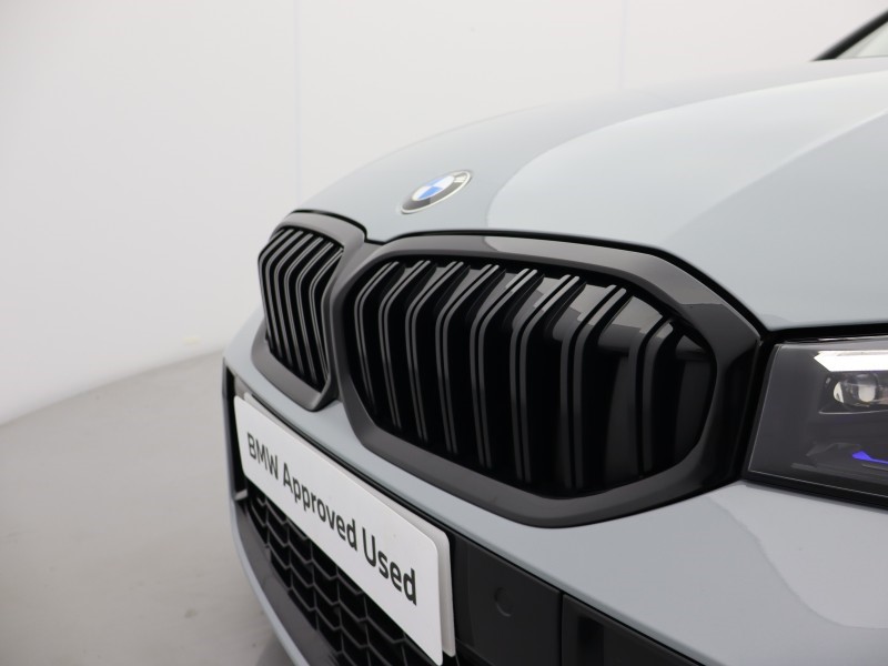 2025 (75) BMW 3 SERIES 320i M Sport 4dr Step Auto 5296315