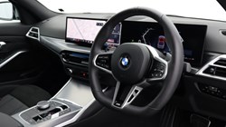 2025 (75) BMW 3 SERIES 320i M Sport 4dr Step Auto 5296325