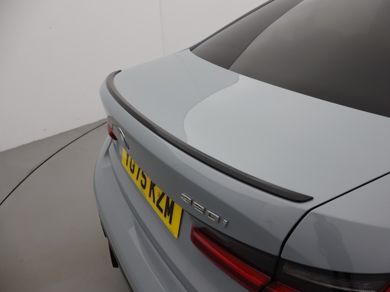 2025 (75) BMW 3 SERIES 320i M Sport 4dr Step Auto 5296309