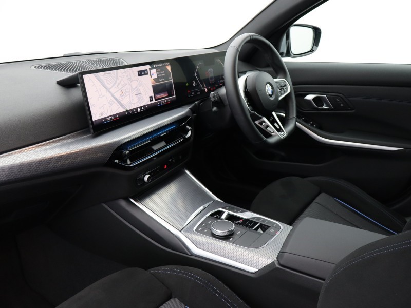 2025 (75) BMW 3 SERIES 320i M Sport 4dr Step Auto 5296328