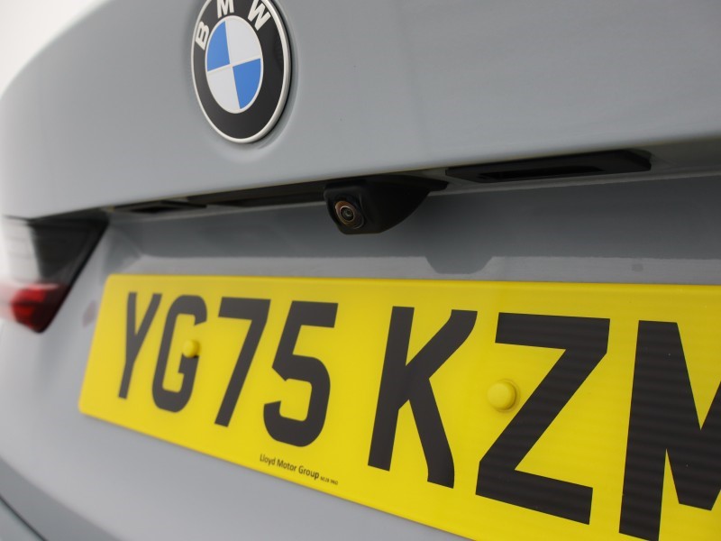 2025 (75) BMW 3 SERIES 320i M Sport 4dr Step Auto 5296308