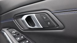 2025 (75) BMW 3 SERIES 320i M Sport 4dr Step Auto 5296326