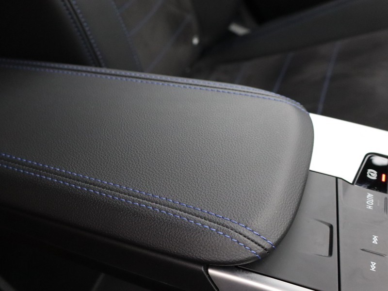 2023 (72) BMW 2 SERIES 218d M Sport 5dr DCT 5259832