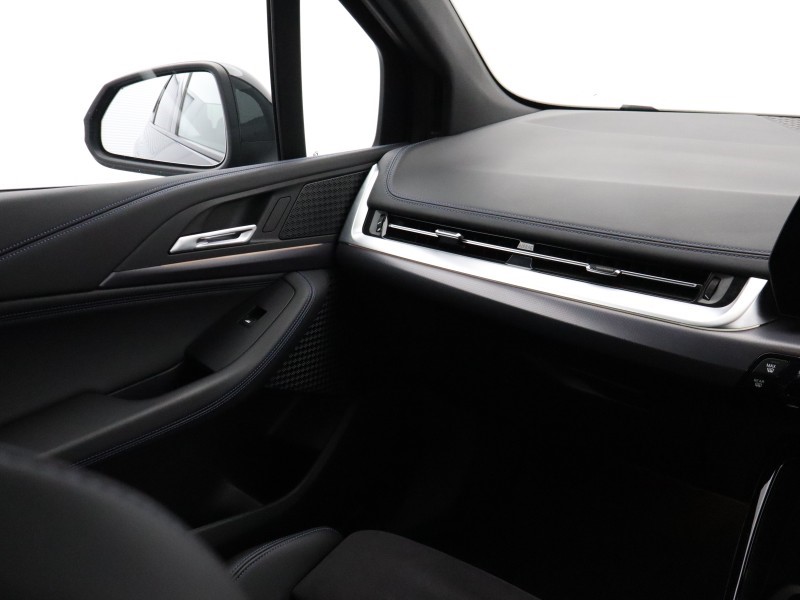 2023 (72) BMW 2 SERIES 218d M Sport 5dr DCT 5259809