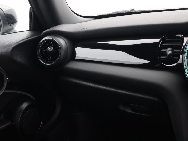 2023 (23) MINI HATCHBACK 1.5 Cooper Sport 3dr Auto 5271957