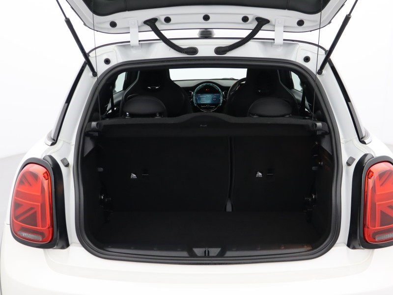 2023 (23) MINI HATCHBACK 1.5 Cooper Sport 3dr Auto 5271984