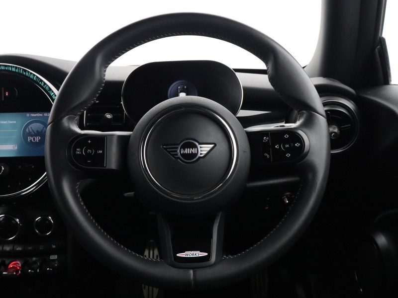 2023 (23) MINI HATCHBACK 1.5 Cooper Sport 3dr Auto 5271959