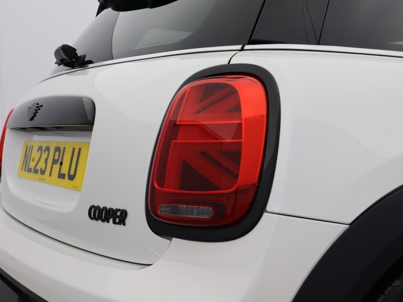 2023 (23) MINI HATCHBACK 1.5 Cooper Sport 3dr Auto 5271932