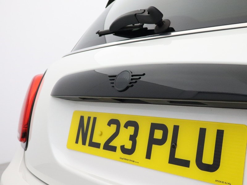 2023 (23) MINI HATCHBACK 1.5 Cooper Sport 3dr Auto 5271934