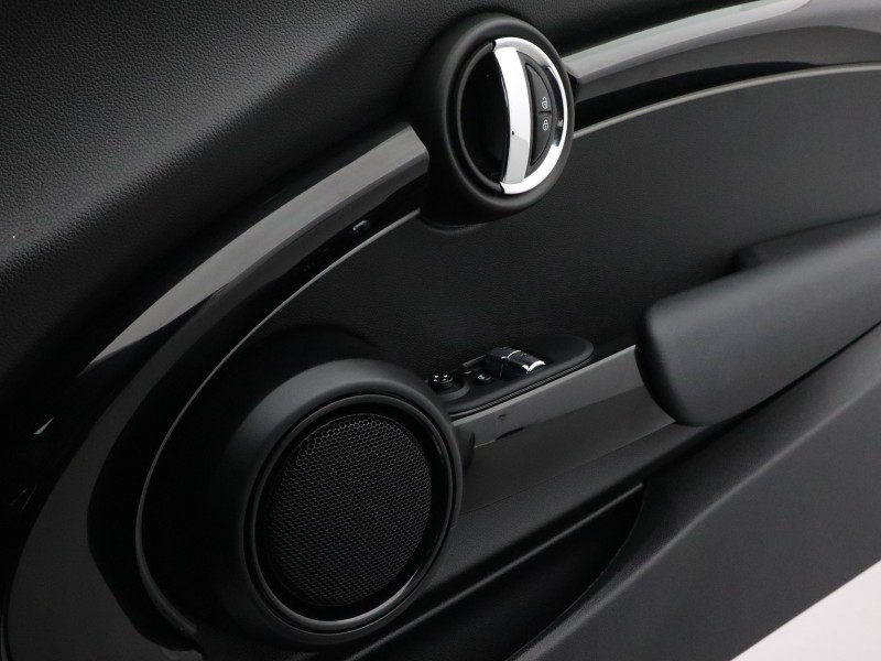 2023 (23) MINI HATCHBACK 1.5 Cooper Sport 3dr Auto 5271947