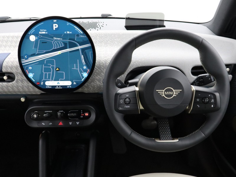 2025 (25) MINI COOPER 135kW E Exclusive 41kWh 3dr Auto 5261810