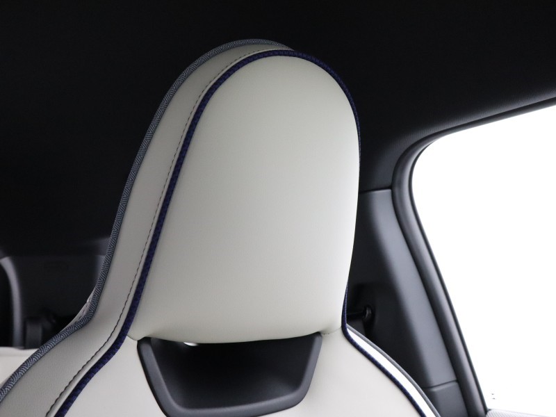 2025 (25) MINI COOPER 135kW E Exclusive 41kWh 3dr Auto 5261840