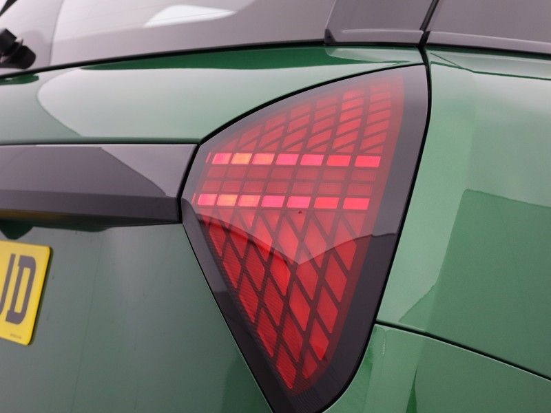 2025 (25) MINI COOPER 135kW E Exclusive 41kWh 3dr Auto 5261788