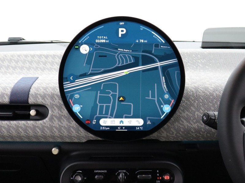 2025 (25) MINI COOPER 135kW E Exclusive 41kWh 3dr Auto 5261812