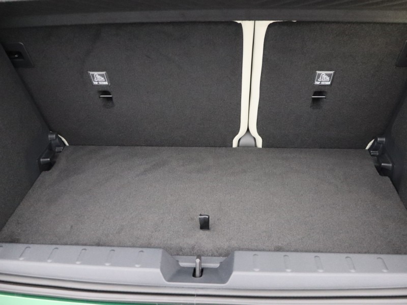 2025 (25) MINI COOPER 135kW E Exclusive 41kWh 3dr Auto 5261792