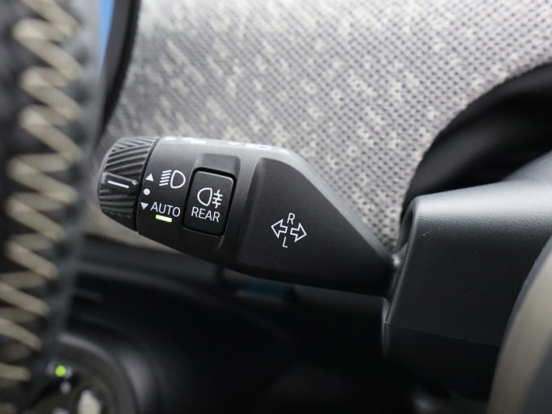 2025 (25) MINI COOPER 135kW E Exclusive 41kWh 3dr Auto 5261835