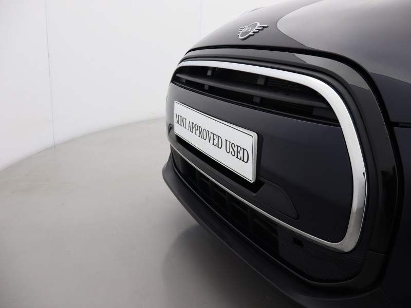 2023 (23) MINI HATCHBACK 1.5 Cooper Exclusive 3dr 5382396