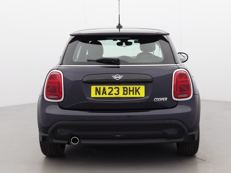 2023 (23) MINI HATCHBACK 1.5 Cooper Exclusive 3dr 5382386