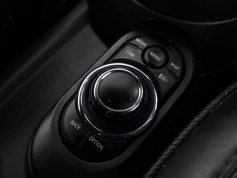 2023 (23) MINI HATCHBACK 1.5 Cooper Exclusive 3dr 5382415