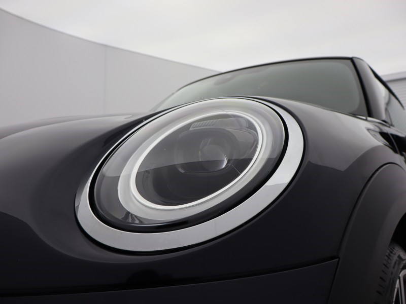 2023 (23) MINI HATCHBACK 1.5 Cooper Exclusive 3dr 5382395