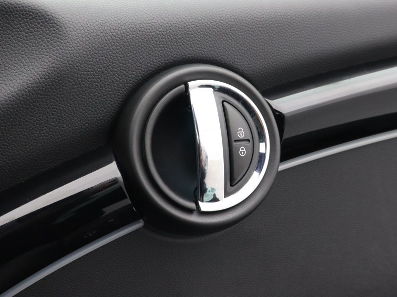 2023 (23) MINI HATCHBACK 1.5 Cooper Exclusive Premium 3dr Auto 5272169