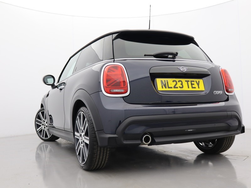 2023 (23) MINI HATCHBACK 1.5 Cooper Exclusive Premium 3dr Auto 5272211