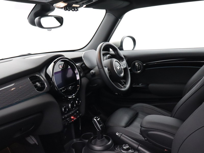 2023 (23) MINI HATCHBACK 1.5 Cooper Exclusive Premium 3dr Auto 5272214