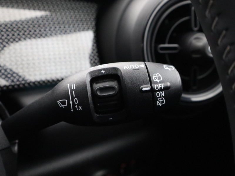 2023 (23) MINI HATCHBACK 1.5 Cooper Exclusive Premium 3dr Auto 5272191