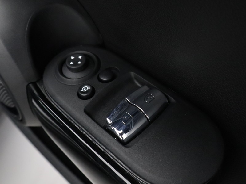 2023 (23) MINI HATCHBACK 1.5 Cooper Exclusive Premium 3dr Auto 5272170