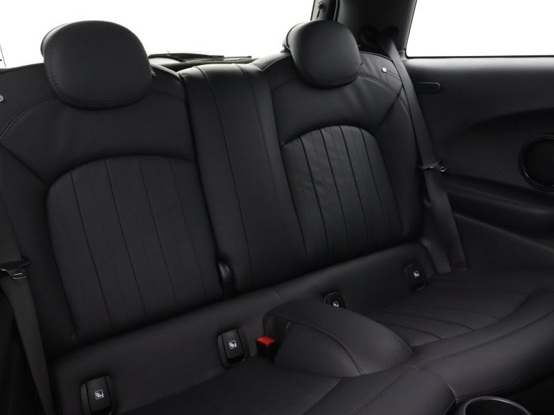 2023 (23) MINI HATCHBACK 1.5 Cooper Exclusive Premium 3dr Auto 5272173