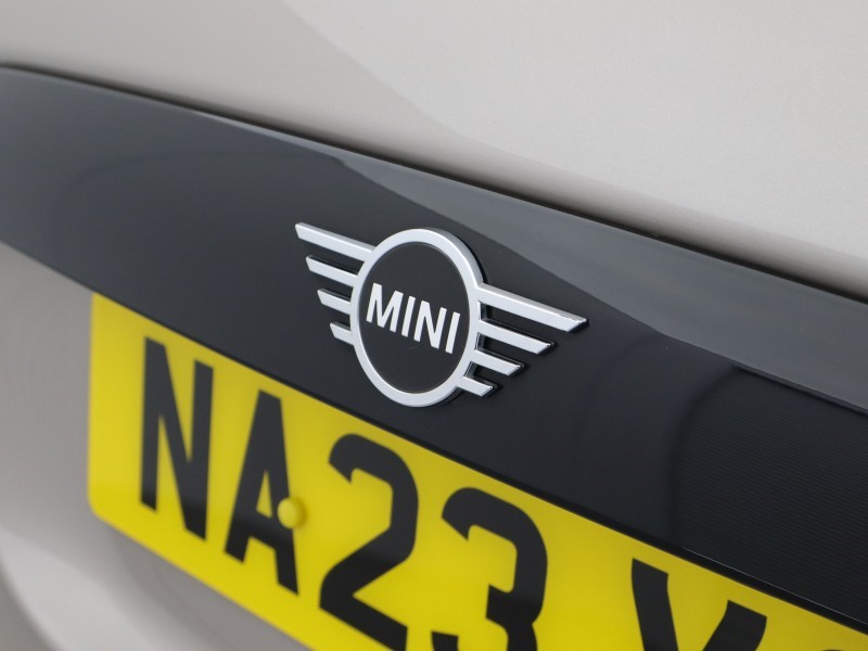 2023 (23) MINI HATCHBACK 1.5 Cooper Exclusive 5dr 5291005