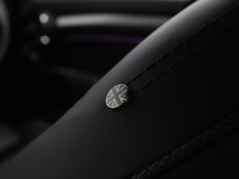 2023 (23) MINI HATCHBACK 1.5 Cooper Exclusive 5dr 5291028